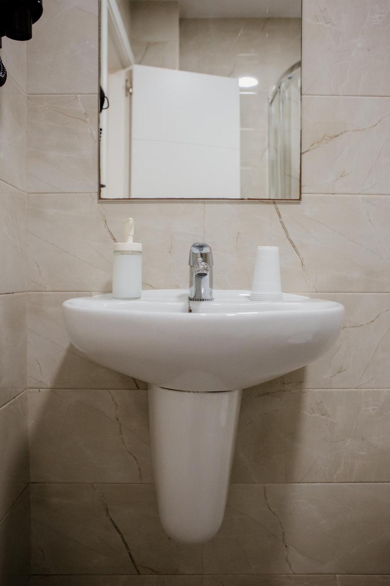 Apartamentos Turisticos Mastil 16 Μάλαγα Εξωτερικό φωτογραφία